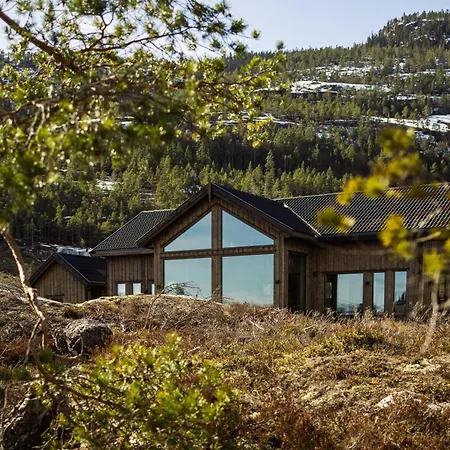 Lakehouse Moss With Sauna, Boat & Jacuzzi Chalet *
