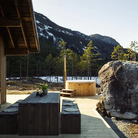 Chalet Lakehouse Moss With Sauna, Boat & Jacuzzi *