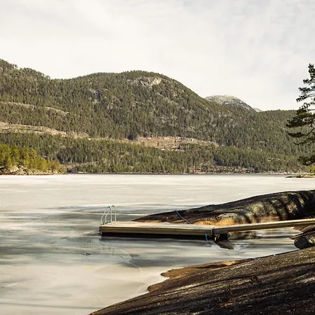 Lakehouse Moss With Sauna, Boat & Jacuzzi *