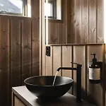 Lakehouse Moss With Sauna, Boat & Jacuzzi
